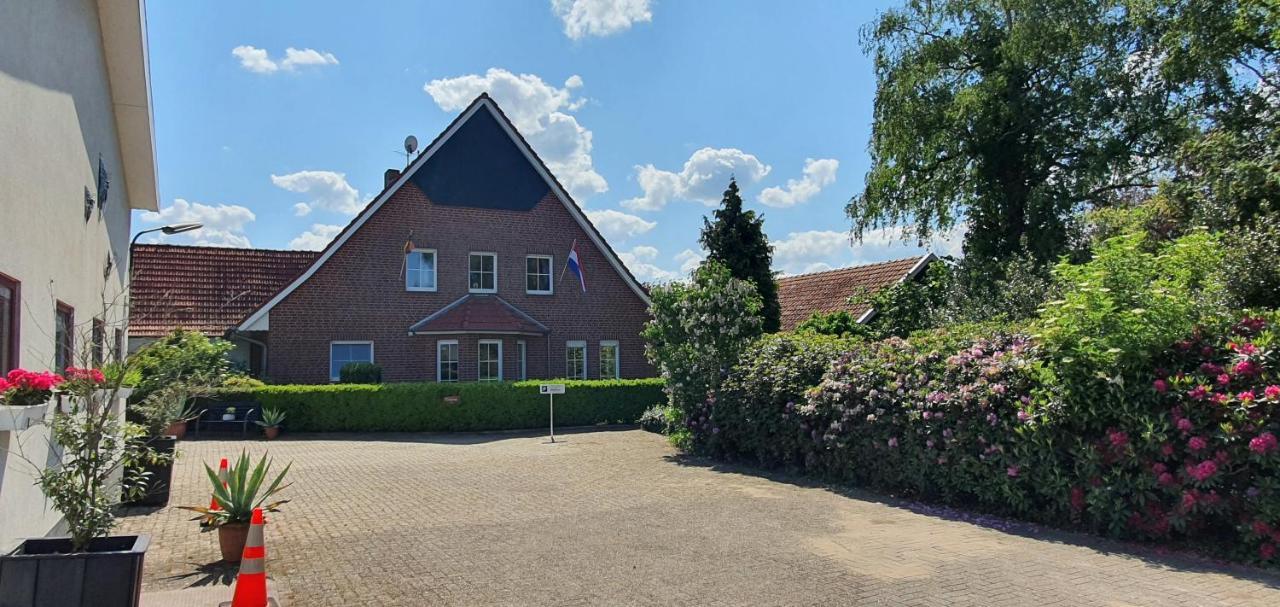 Ferienbauernhof De Slaaphoeve Emlichheim Exterior photo